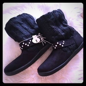 Rhinestone fuzzy boot slippers